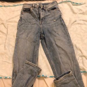 Mom jeans